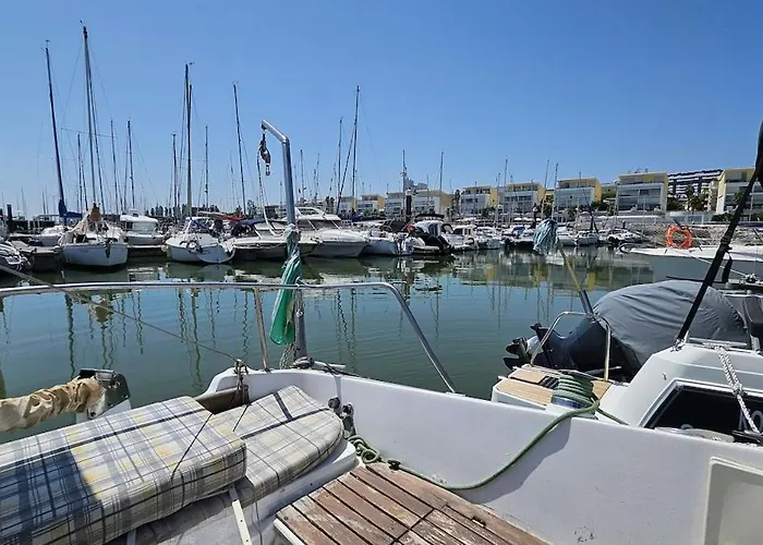 Romantic Boat Expo Bådhotel