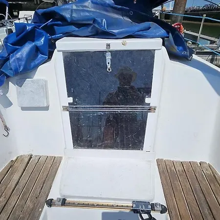 Romantic Boat Expo 船上ホテル *